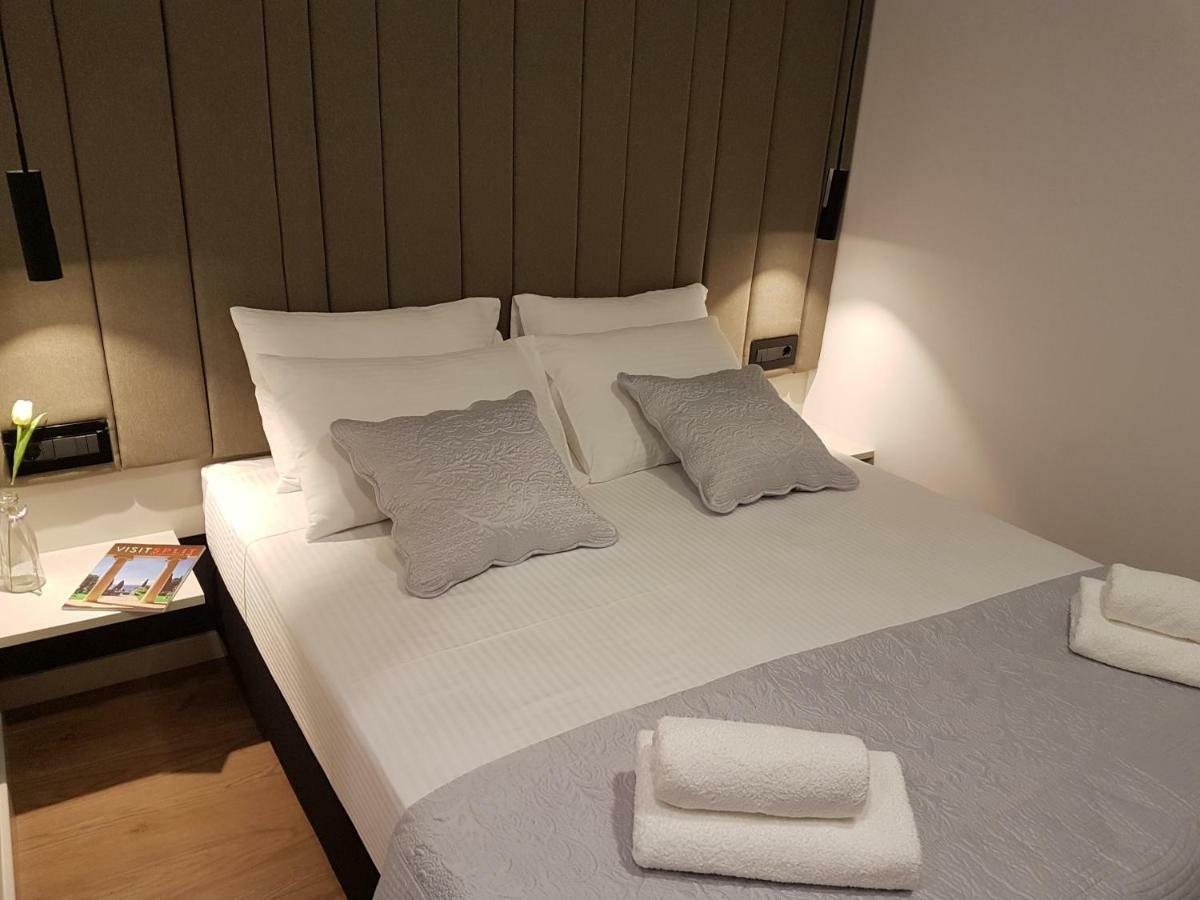 Le Soleil Rooms สปลิท ภายนอก รูปภาพ