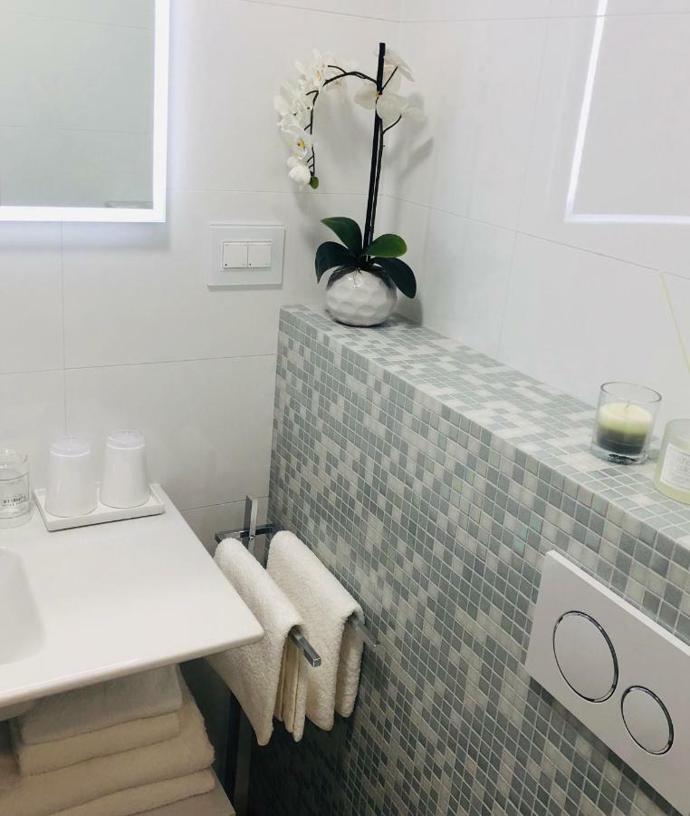Le Soleil Rooms สปลิท ภายนอก รูปภาพ